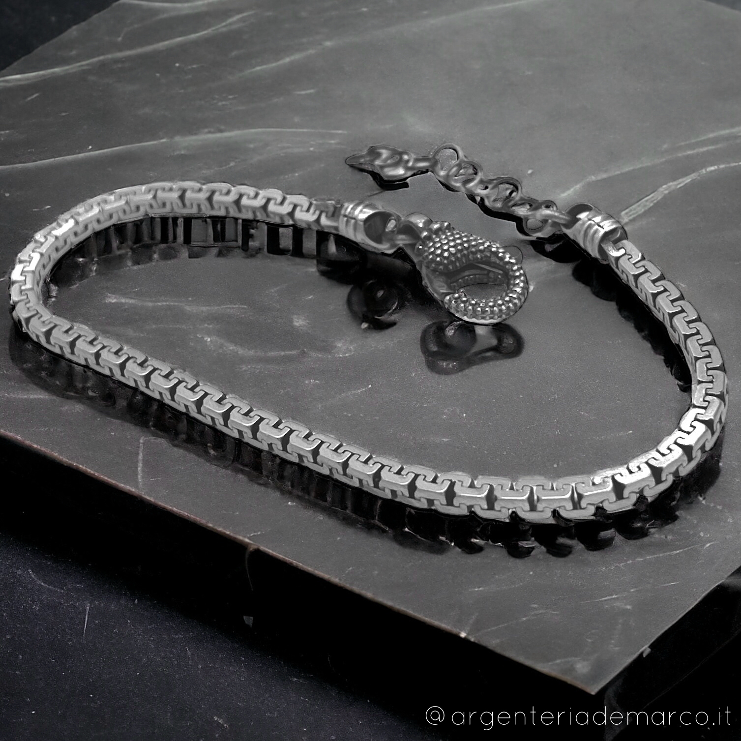 Bracciale da uomo con pepite in Titanio e Oro e diamante nero